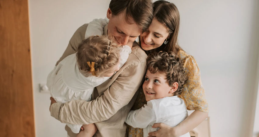 Charla para padres con el Dr Plebst.